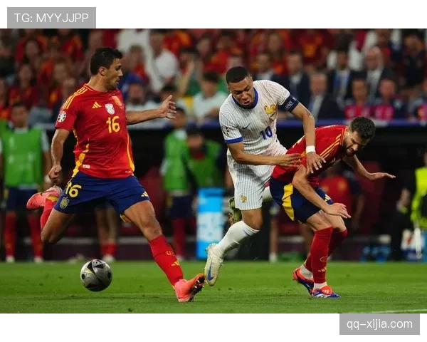 法国姆巴佩巅峰状态保持 德尚制定高温下球员轮换策略